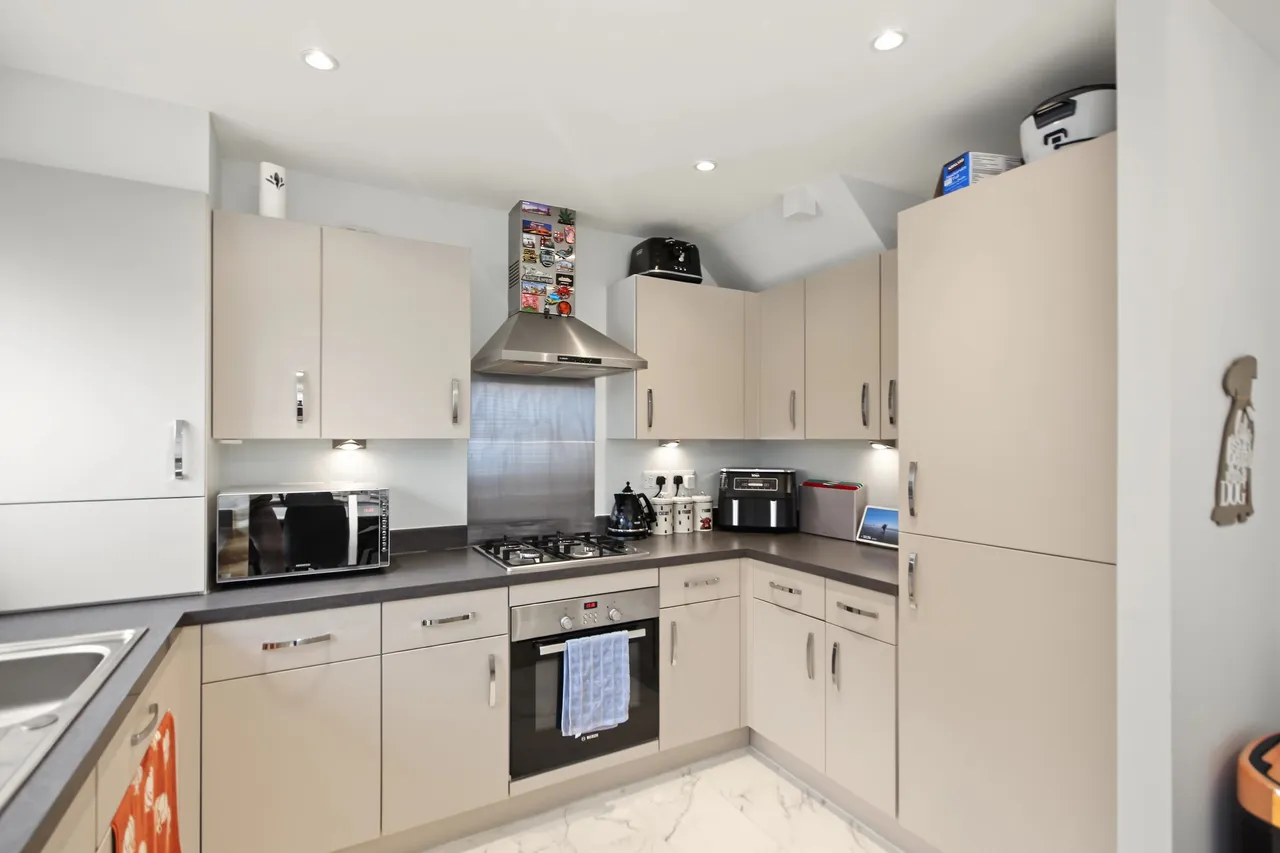 Chelford Road, Eccleston, WA10, photo 5