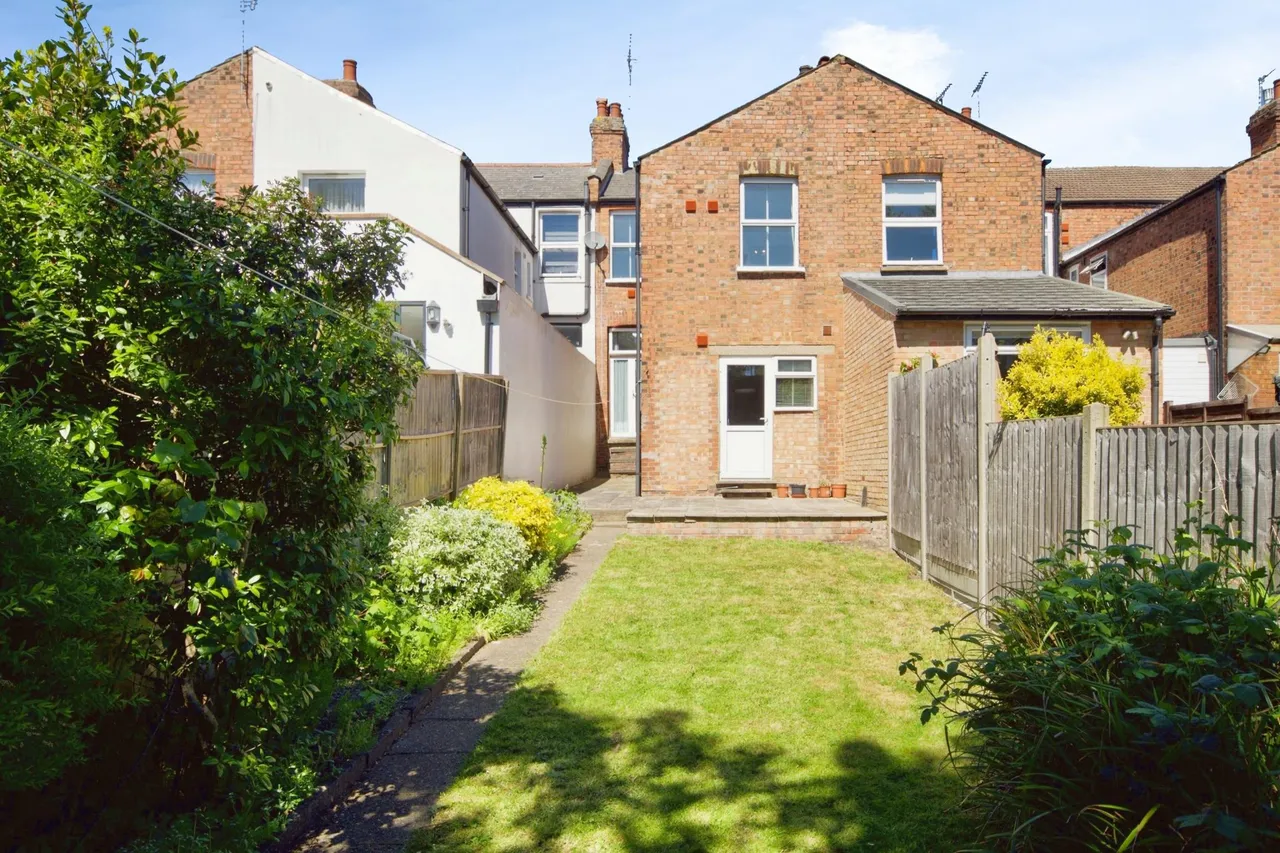 Glebe Road, London, N3, photo 2