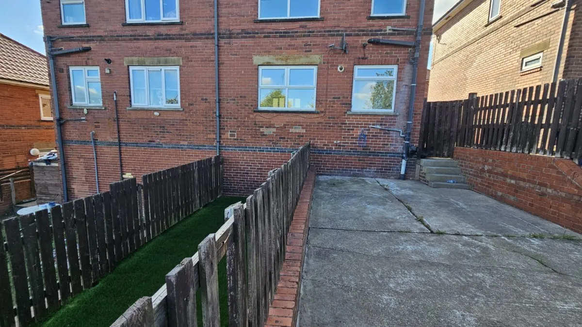 Coronation Road, Hoyland, photo 7