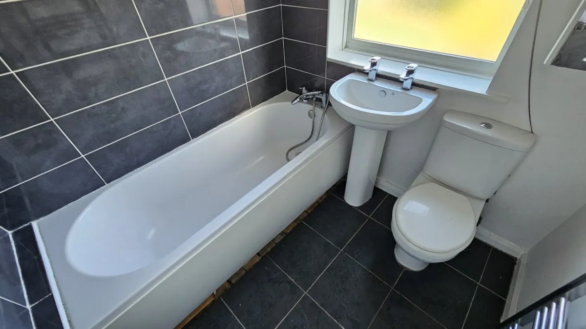Coronation Road, Hoyland, photo 5