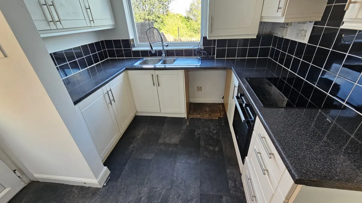 Coronation Road, Hoyland, photo 2