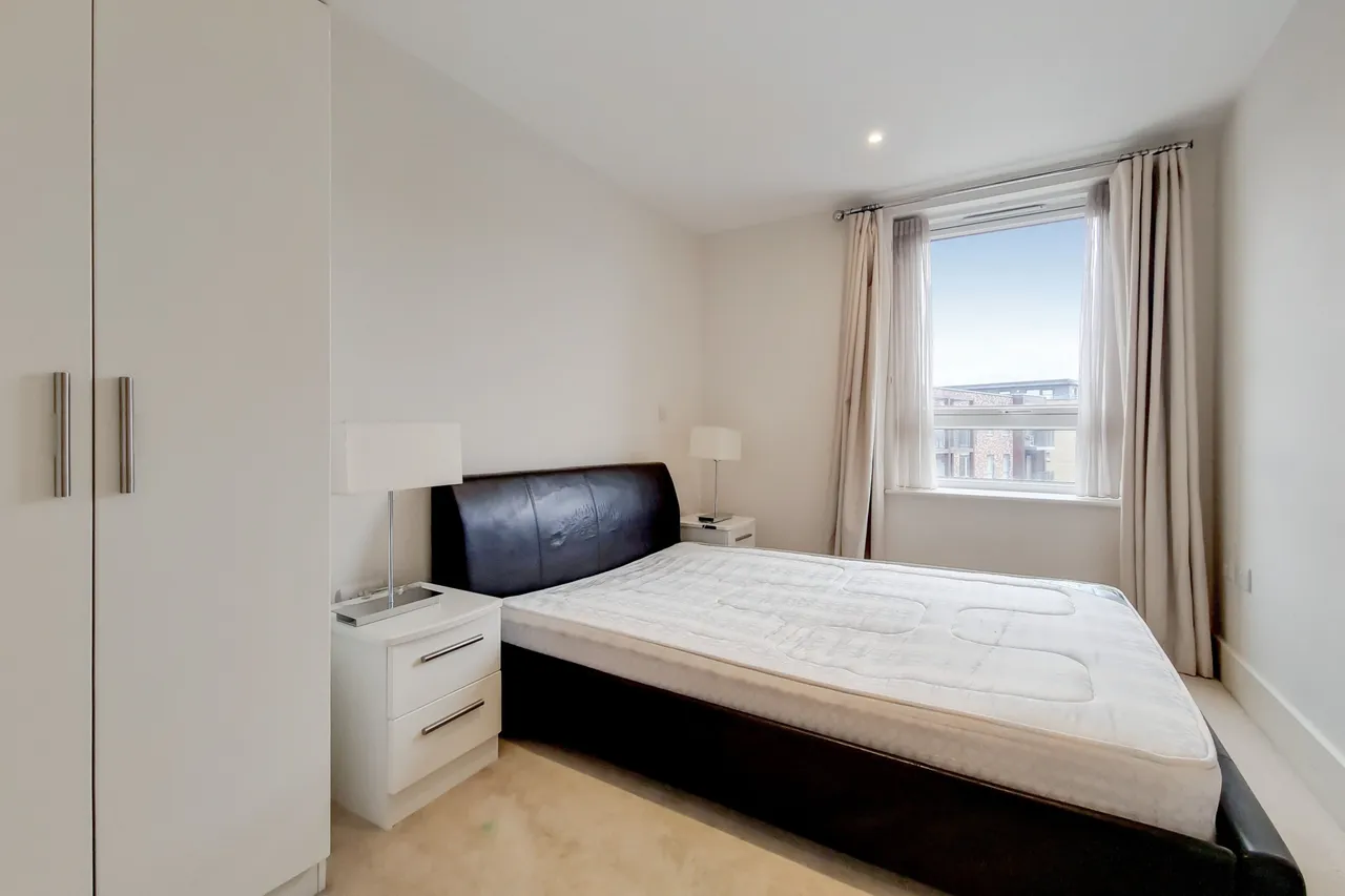 54 Attlee Court, Unwin Way, Stanmore, photo 3