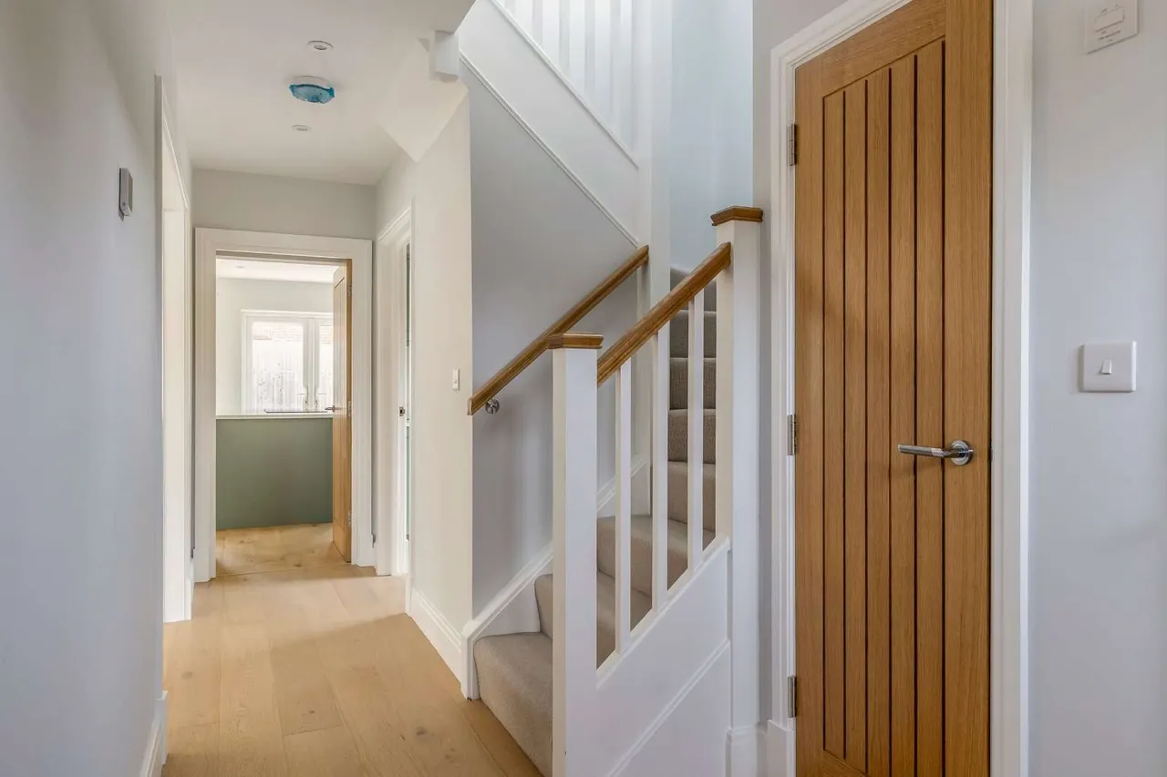 Chalk Meadows, Porton, SP4, photo 6