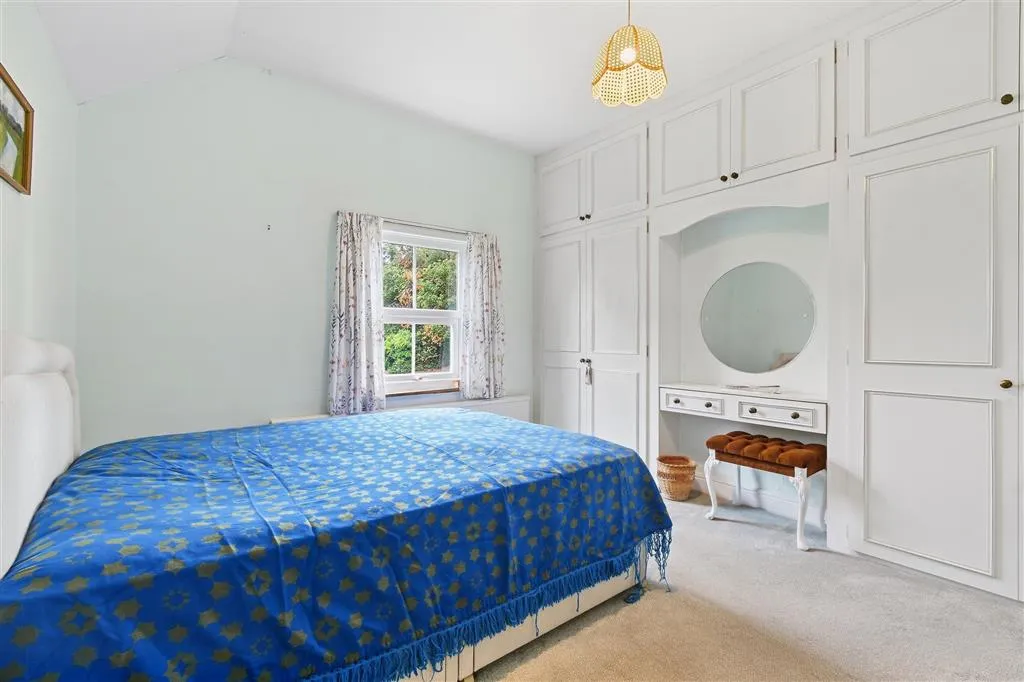 Church Bank, Great Easton, LE16, photo 13