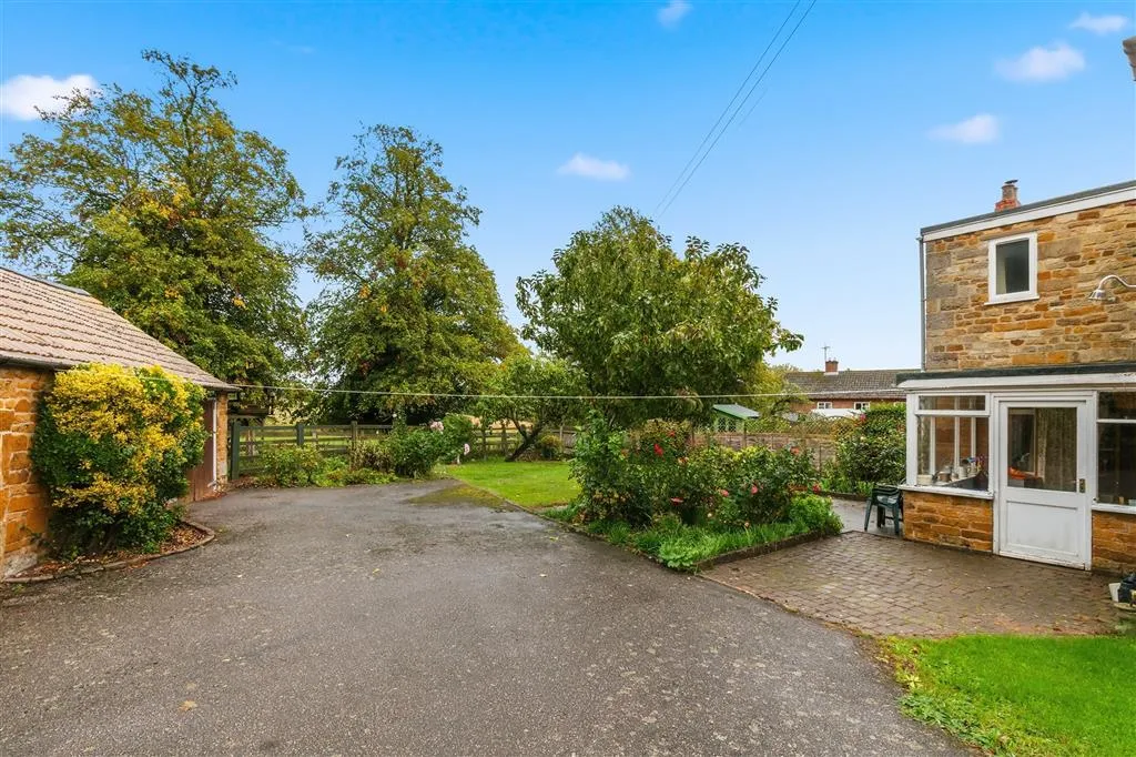 Church Bank, Great Easton, LE16, photo 19