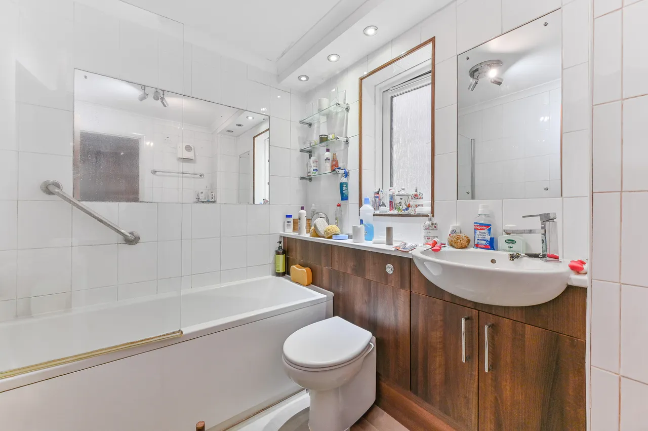 8 Shannon Court, 1 Tavistock Road, Croydon, photo 8
