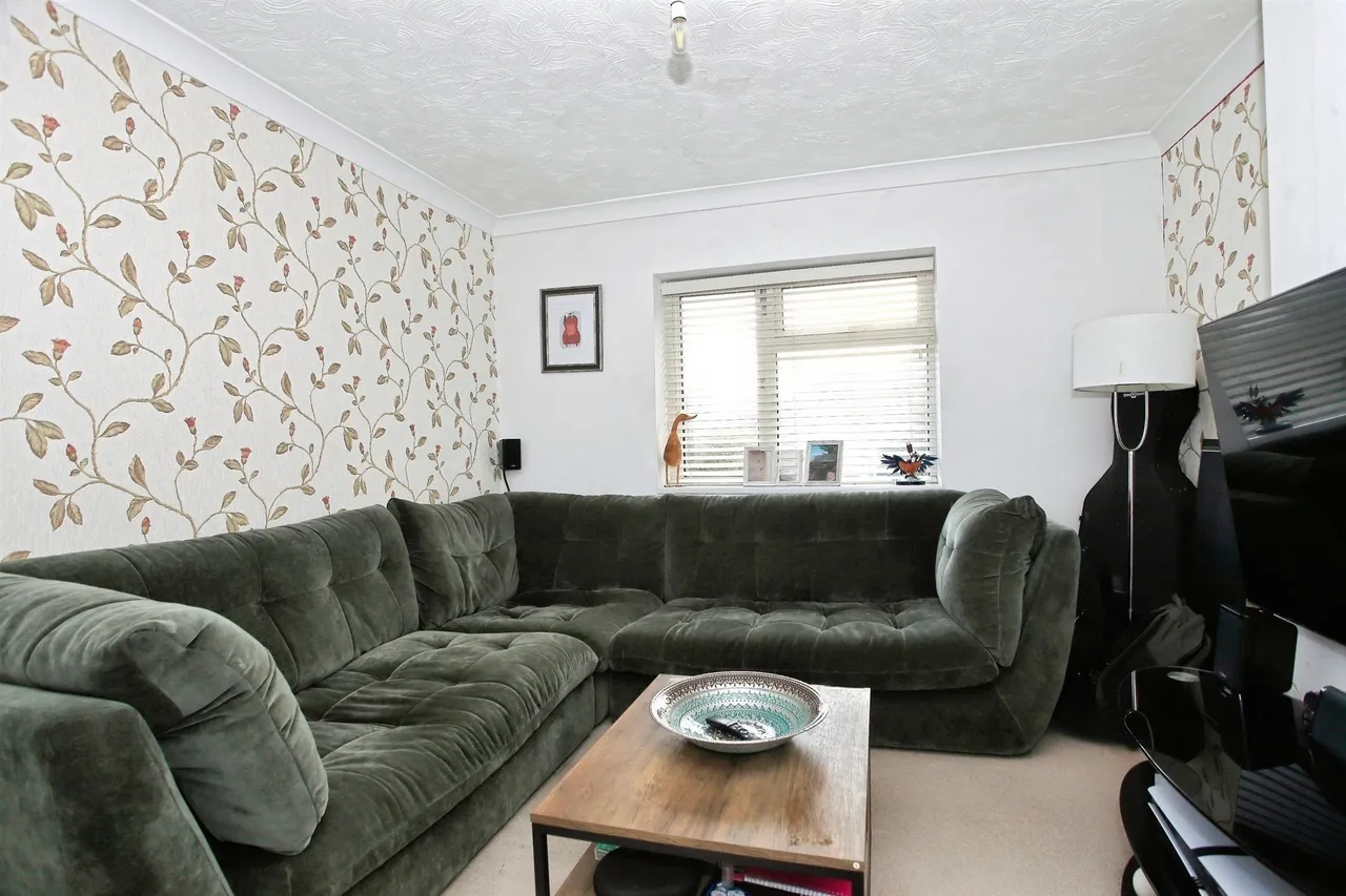 Cherrytree Grove, Peterborough, PE1, photo 3