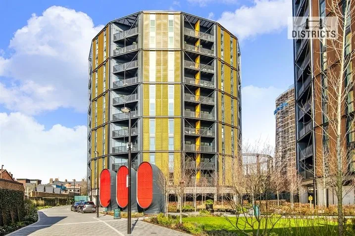 Marian Place, E2, photo 7