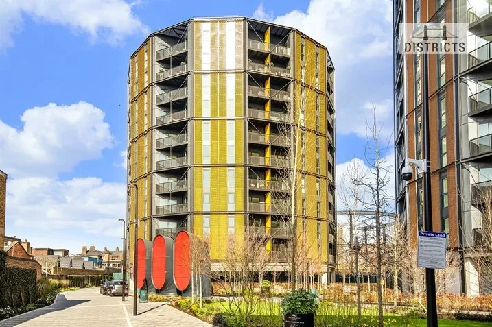 Marian Place, E2, photo 6