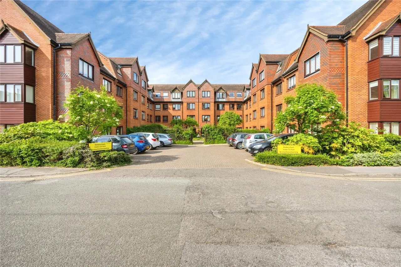 Rosebury Court, Water Lane, Leighton Buzzard, Bedfordshire, LU7, photo 17