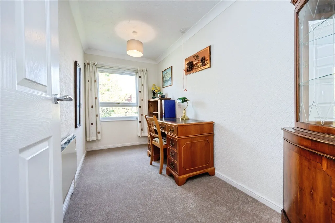 Rosebury Court, Water Lane, Leighton Buzzard, Bedfordshire, LU7, photo 12