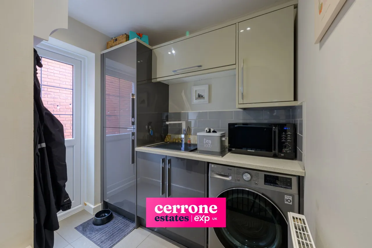 Aspens Way, Woodland Grange, B61, photo 12