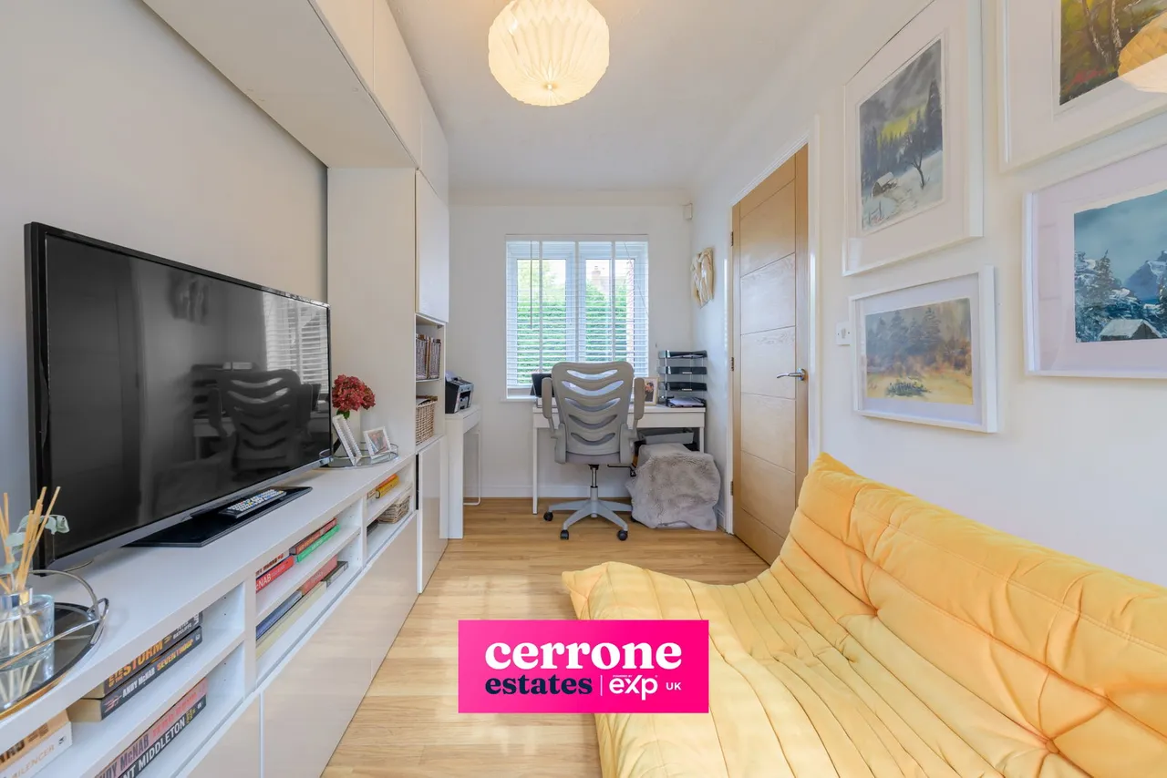 Aspens Way, Woodland Grange, B61, photo 16