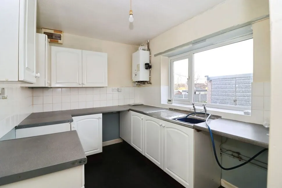Hunloke Avenue, Chesterfield, Derbyshire, S40, photo 3