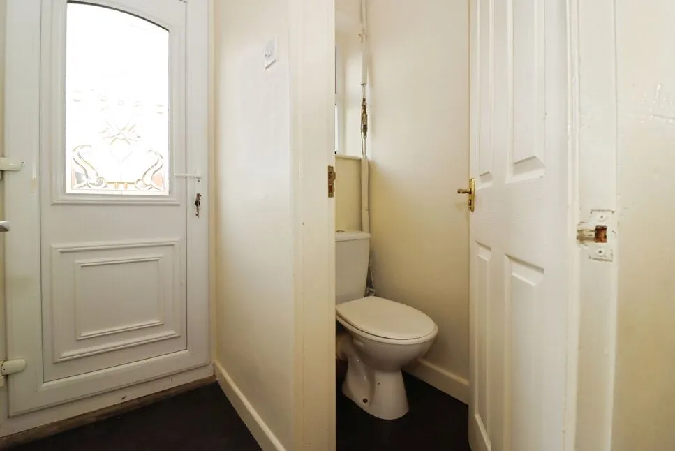 Hunloke Avenue, Chesterfield, Derbyshire, S40, photo 11