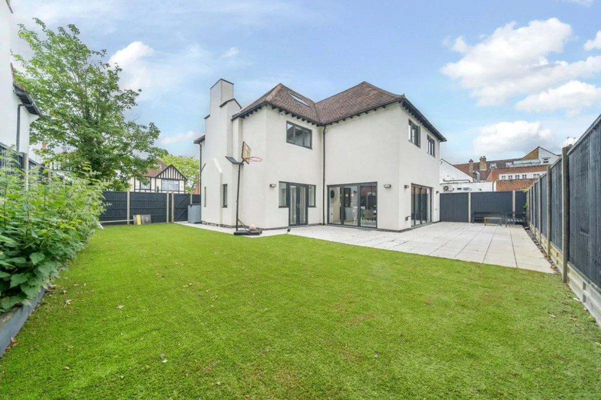 King Edwards Road, Ruislip Fees Apply, HA4, photo 6