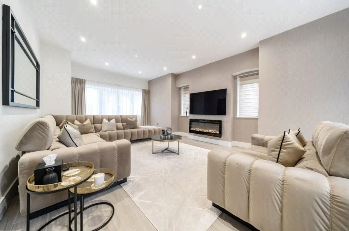 King Edwards Road, Ruislip Fees Apply, HA4, photo 16