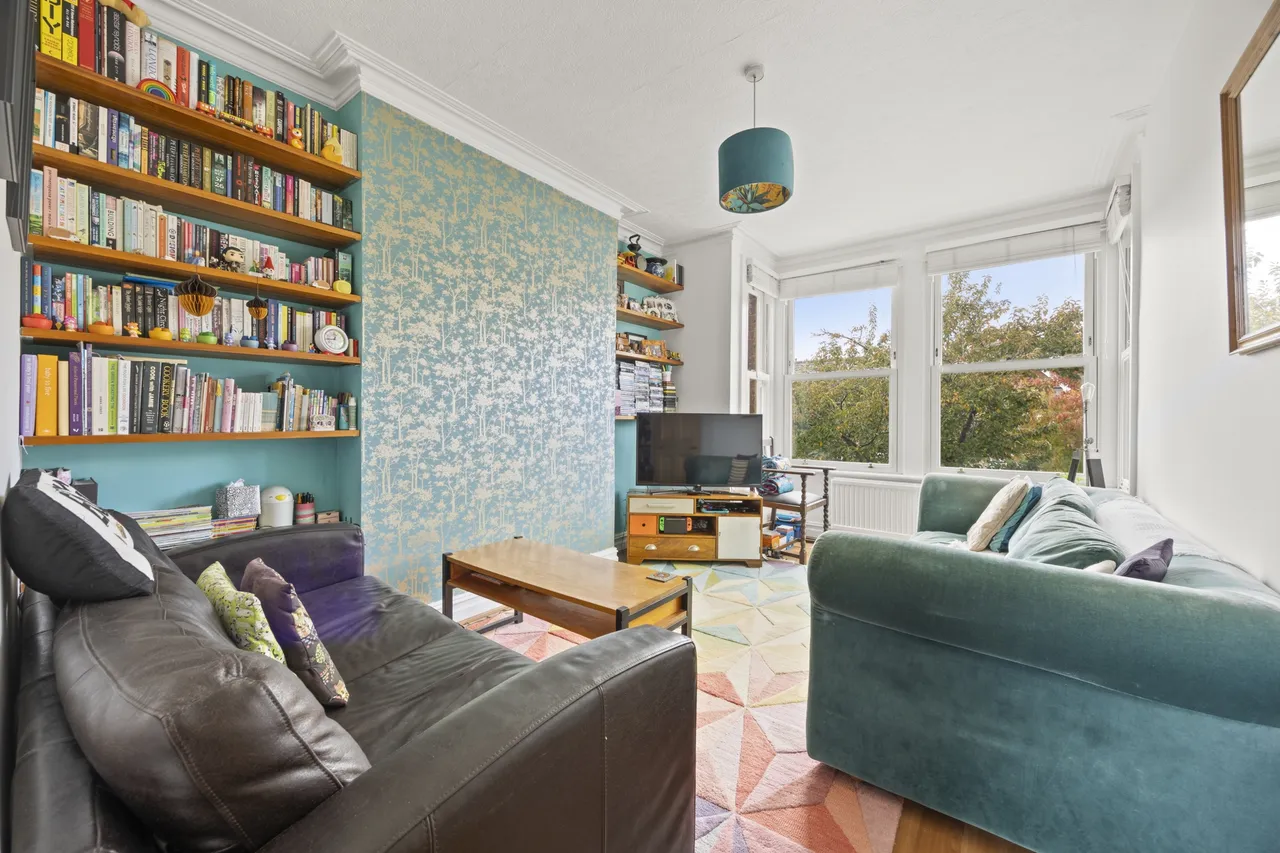 Lynton Avenue, London, W13 0EB, photo 5