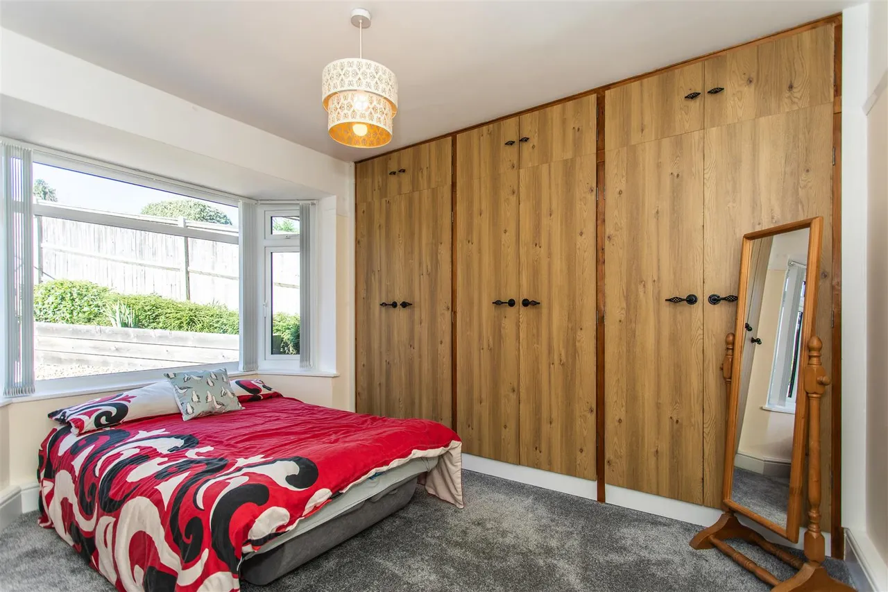 Highlands Avenue, Ridgewood, Uckfield, East Sussex, TN22 5TD, photo 13