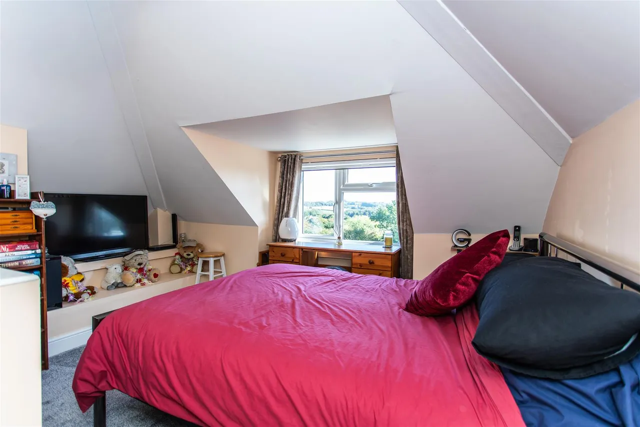 Highlands Avenue, Ridgewood, Uckfield, East Sussex, TN22 5TD, photo 10