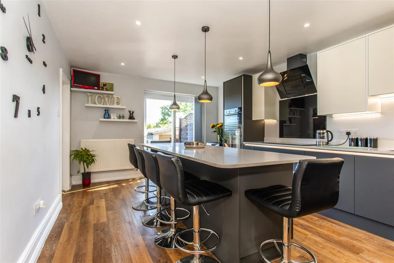 Highlands Avenue, Ridgewood, Uckfield, East Sussex, TN22 5TD, photo 5