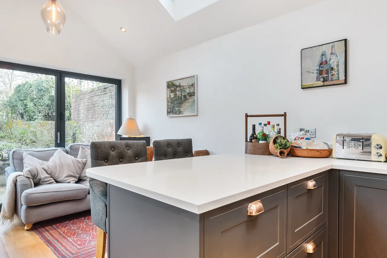 Kingsbury Street, Marlborough, SN8, photo 11