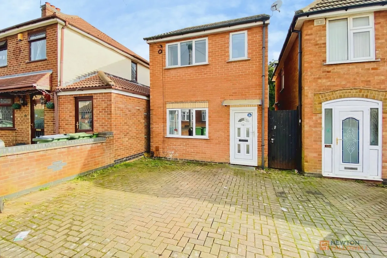 2 bed house for sale, Beech Drive, Leicester, LE3