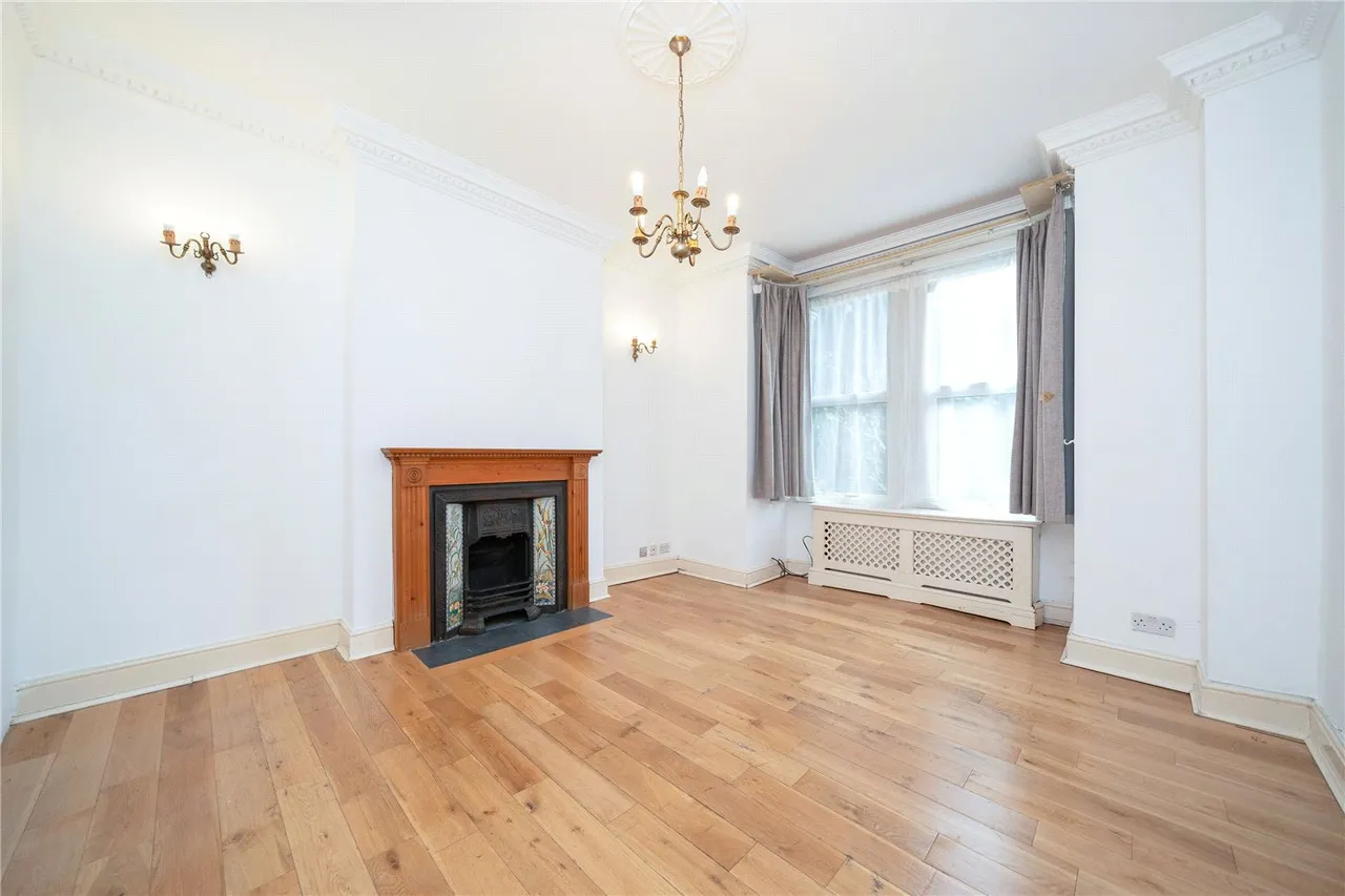 4 bed house for sale — Johns Avenue, London, NW4