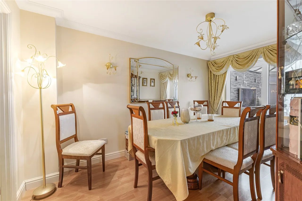 Coresbrook Way, Knaphill, GU21, photo 4