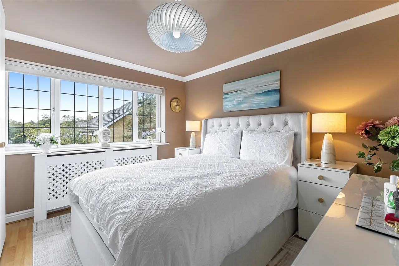 Coresbrook Way, Knaphill, GU21, photo 12