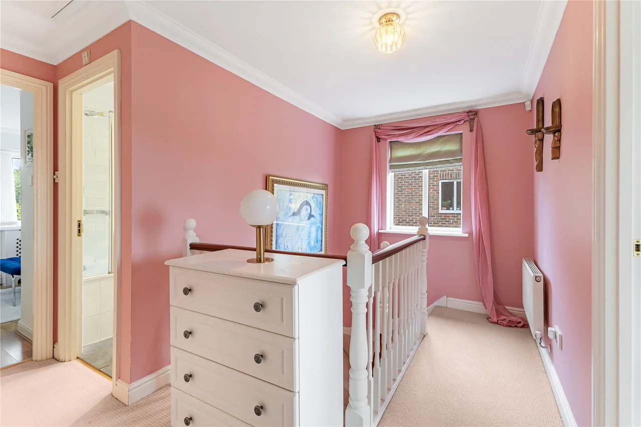 Coresbrook Way, Knaphill, GU21, photo 16