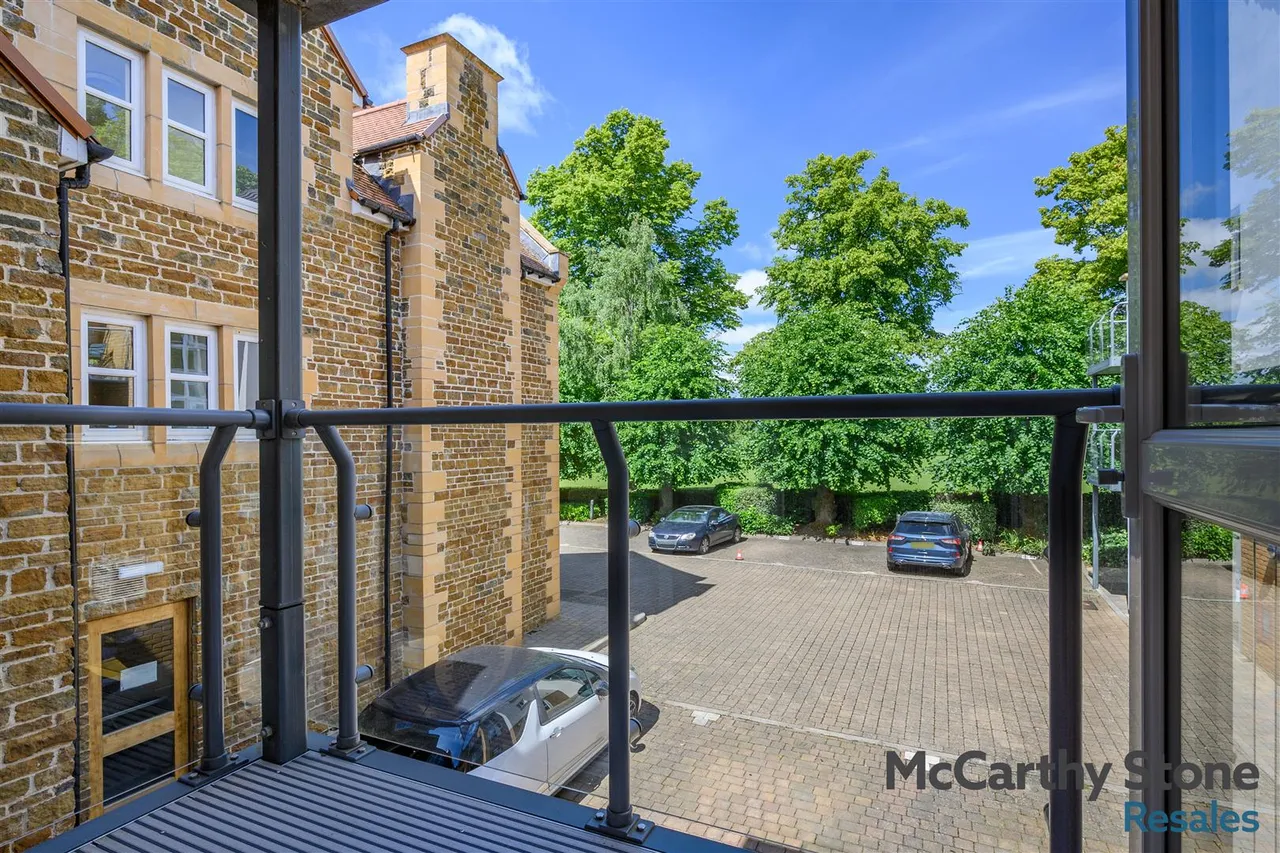 1 bed flat for sale, Welford Road, Northampton, NN2