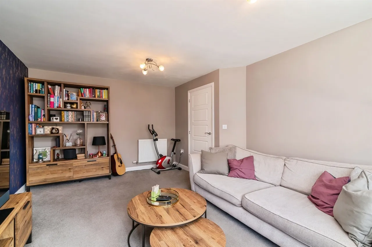 Greymede Avenue, Nottingham, NG8, photo 3