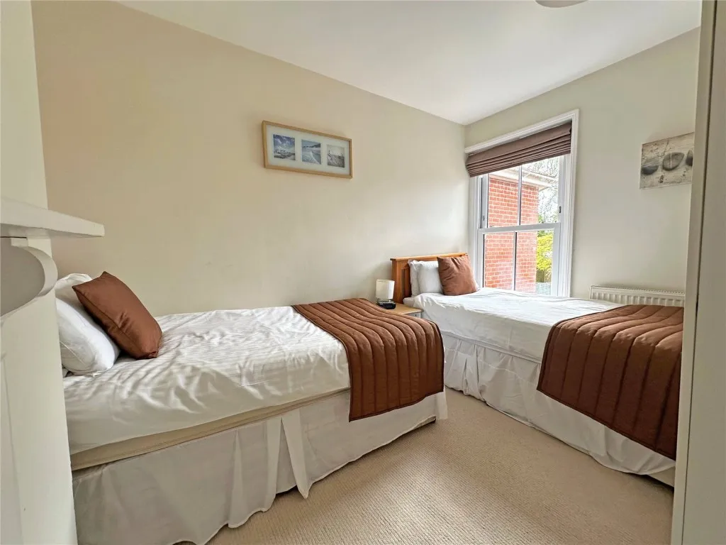 Brockenhurst, Hampshire, photo 9