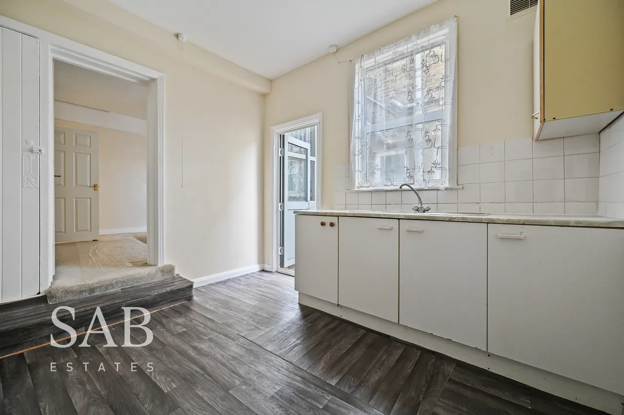 Mount Avenue, Southall, UB1, photo 4
