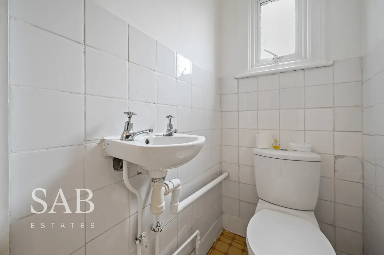Mount Avenue, Southall, UB1, photo 5