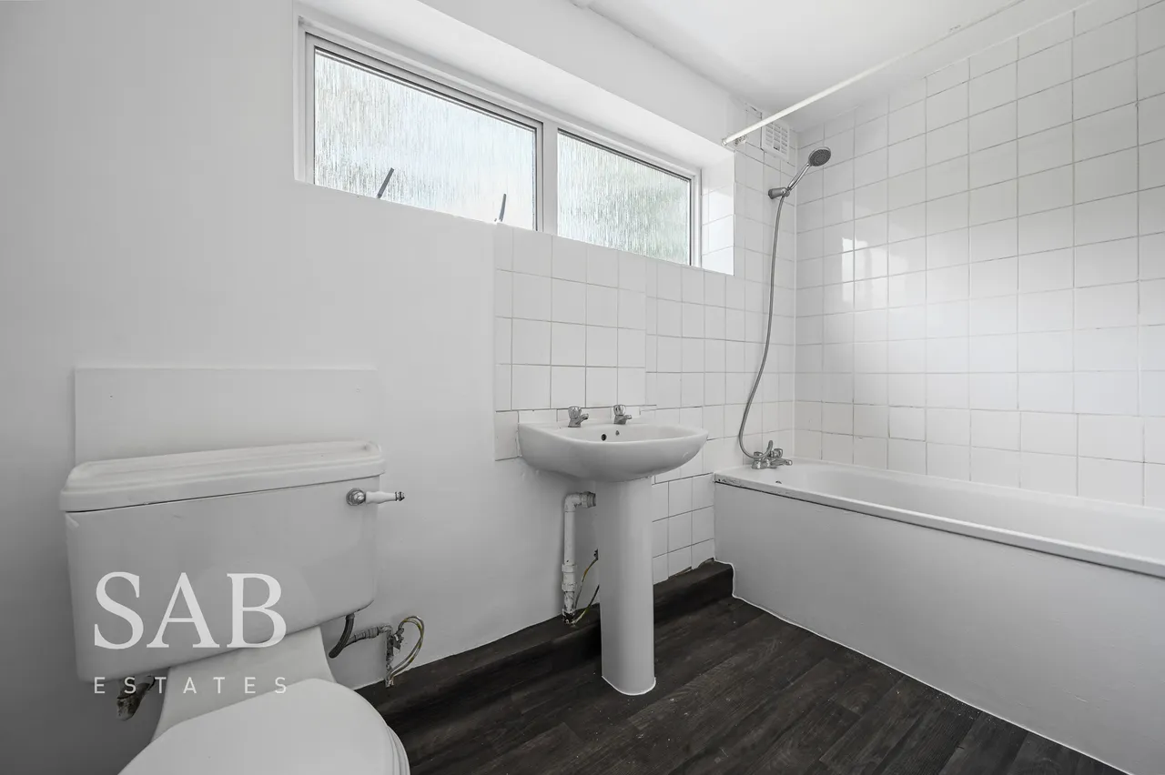 Mount Avenue, Southall, UB1, photo 8