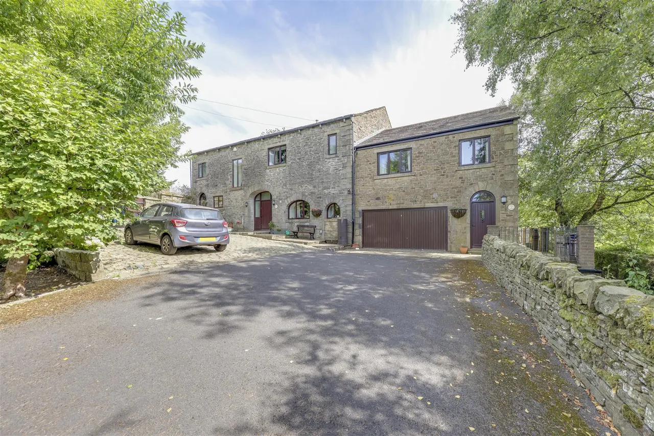 Goodshaw Lane, Crawshawbooth, photo 2