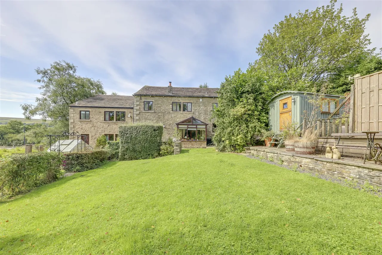 6 bed house for sale, Goodshaw Lane, Crawshawbooth