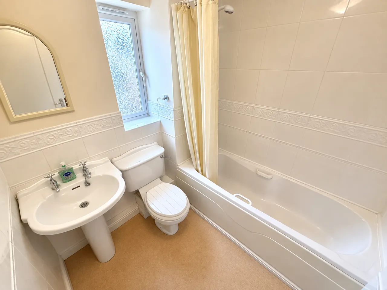 Green Close, Renishaw, S21, photo 11