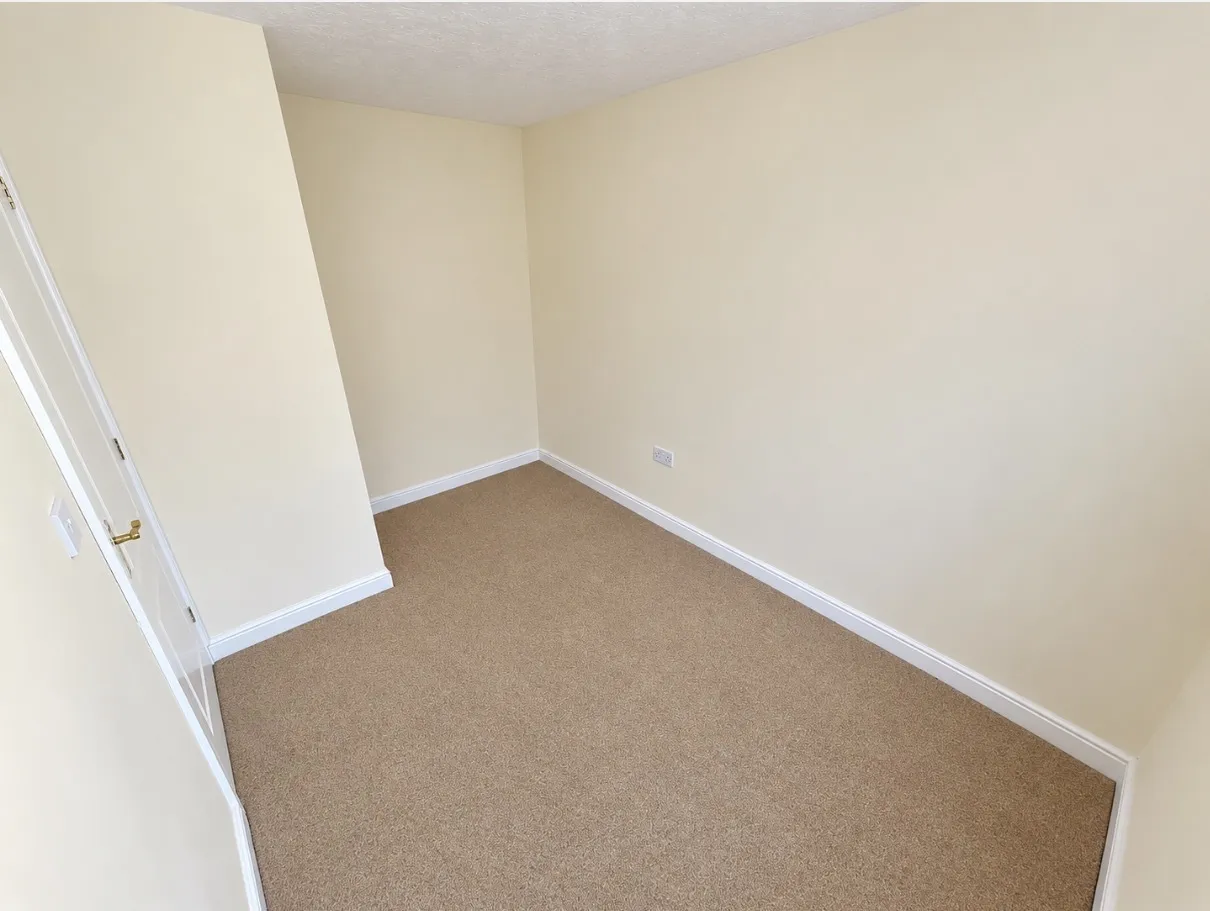 Green Close, Renishaw, S21, photo 10
