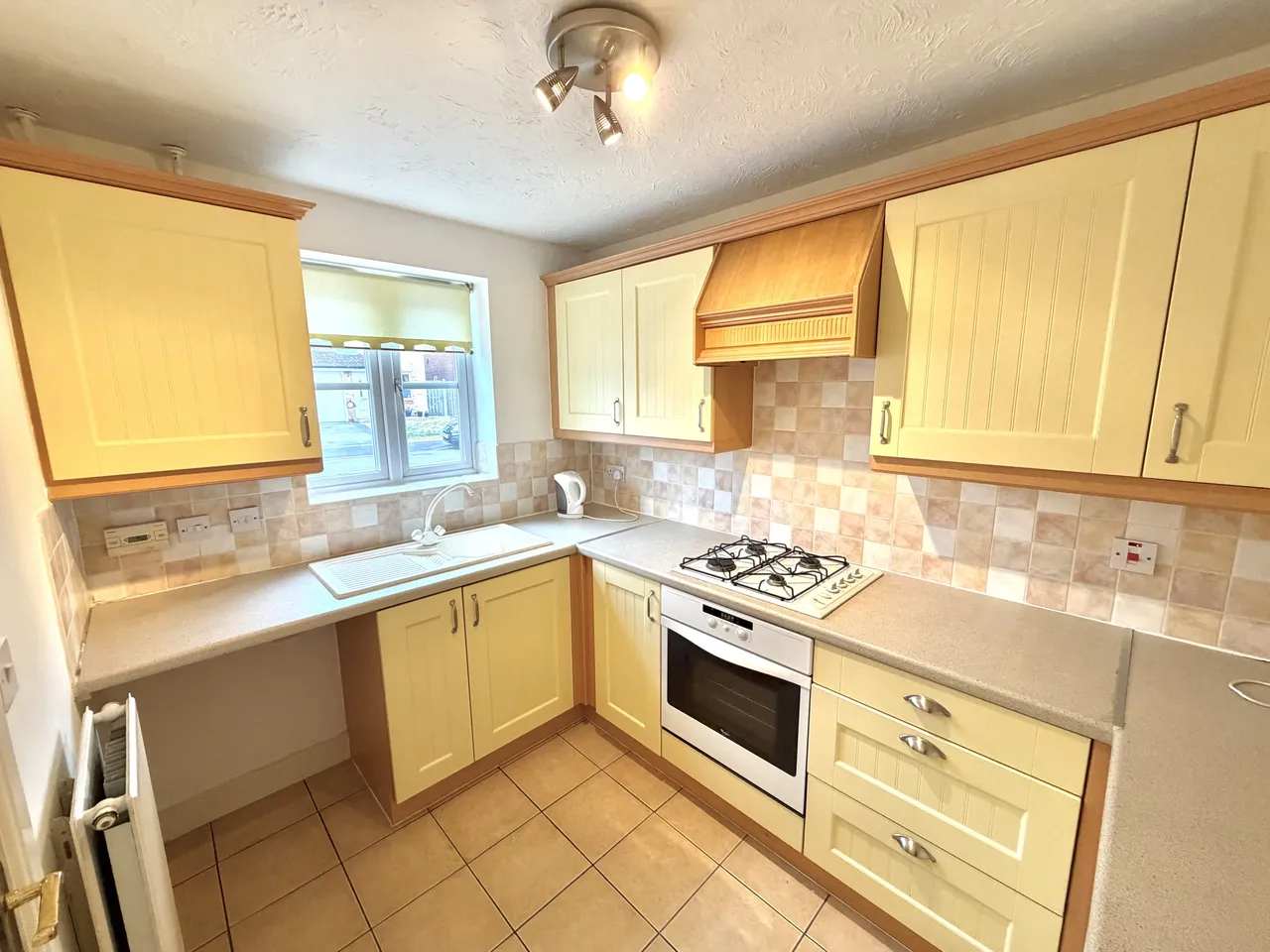 Green Close, Renishaw, S21, photo 2