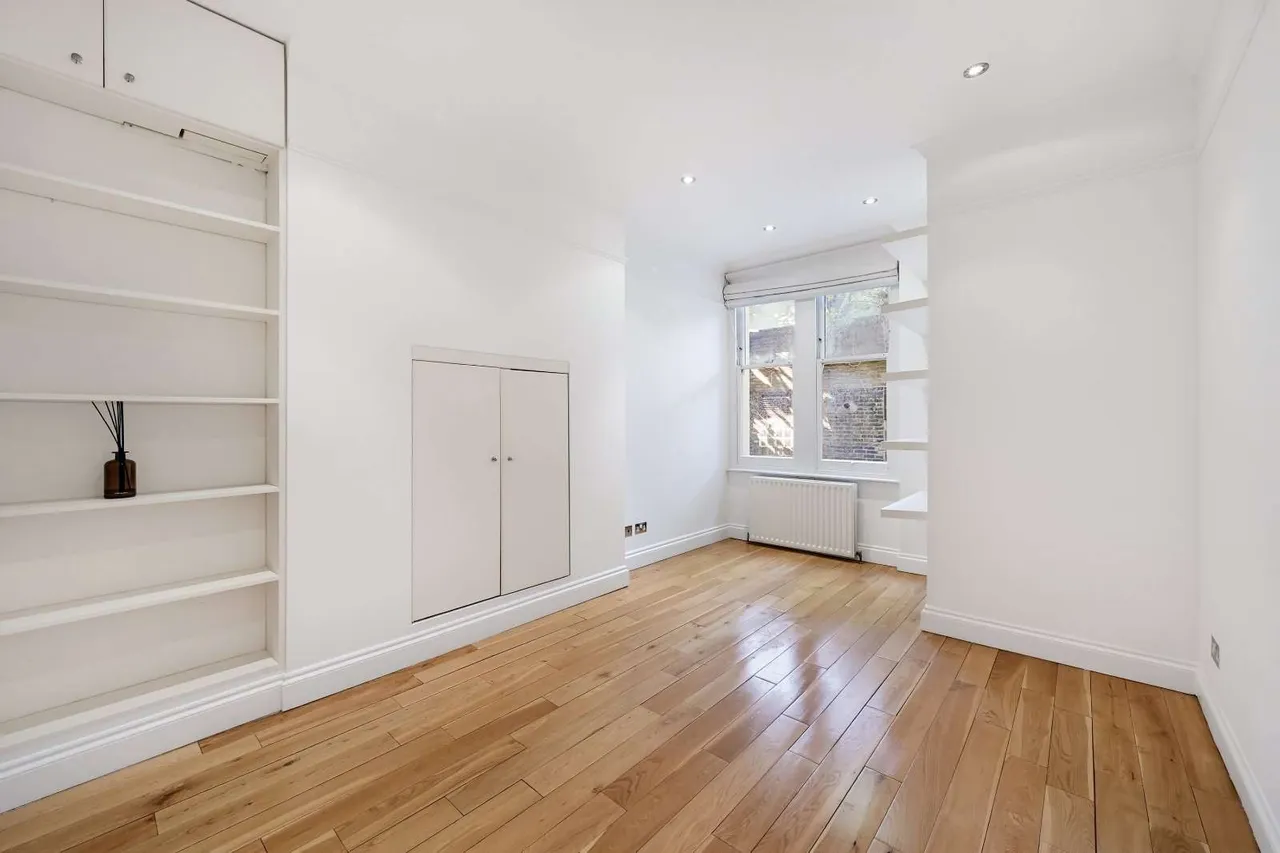 Iverna Court, Kensington, London, W8 6TU, photo 9