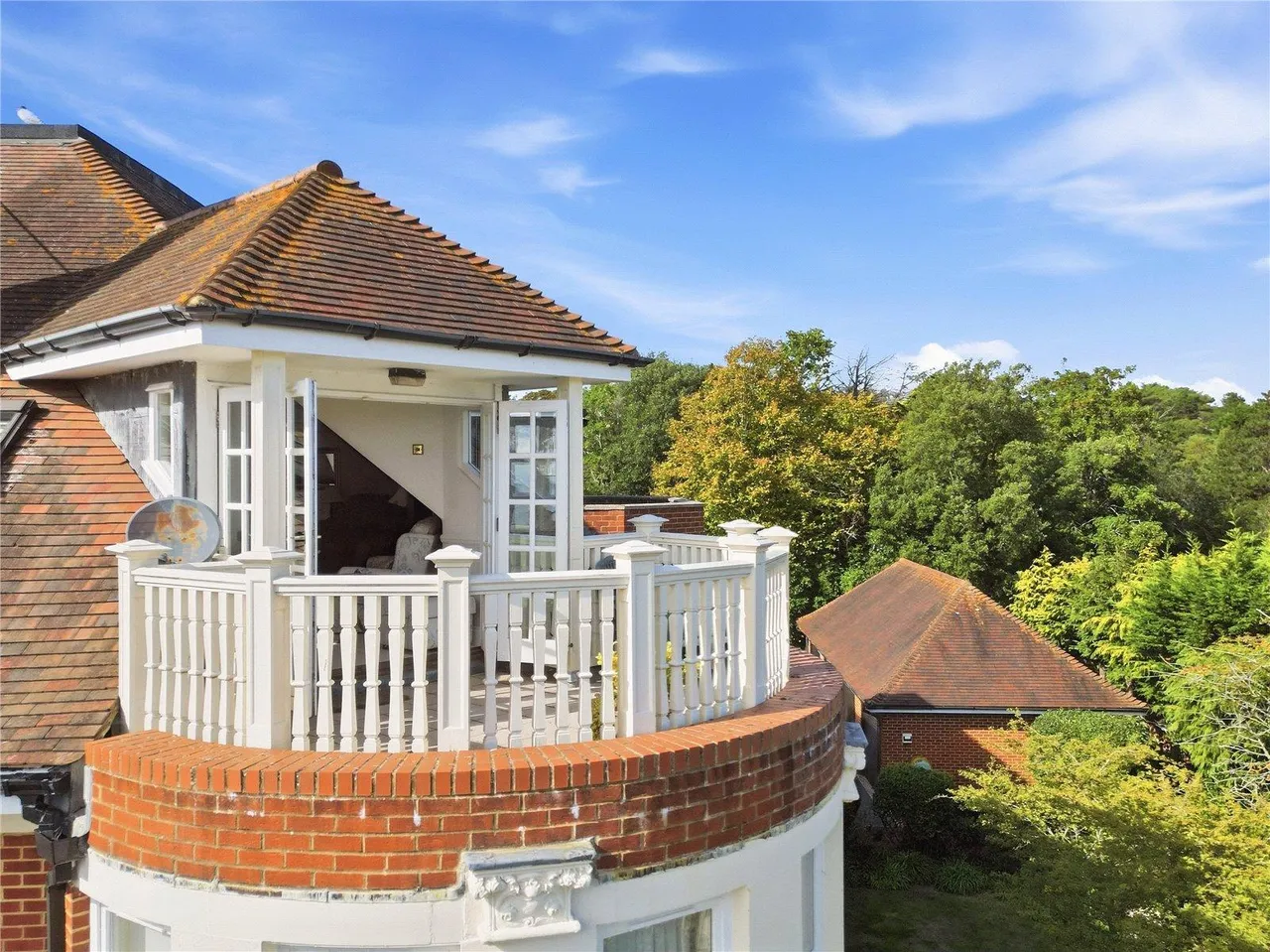 An Exceptional Duplex Penthouse with Panoramic Sea Views, photo 28
