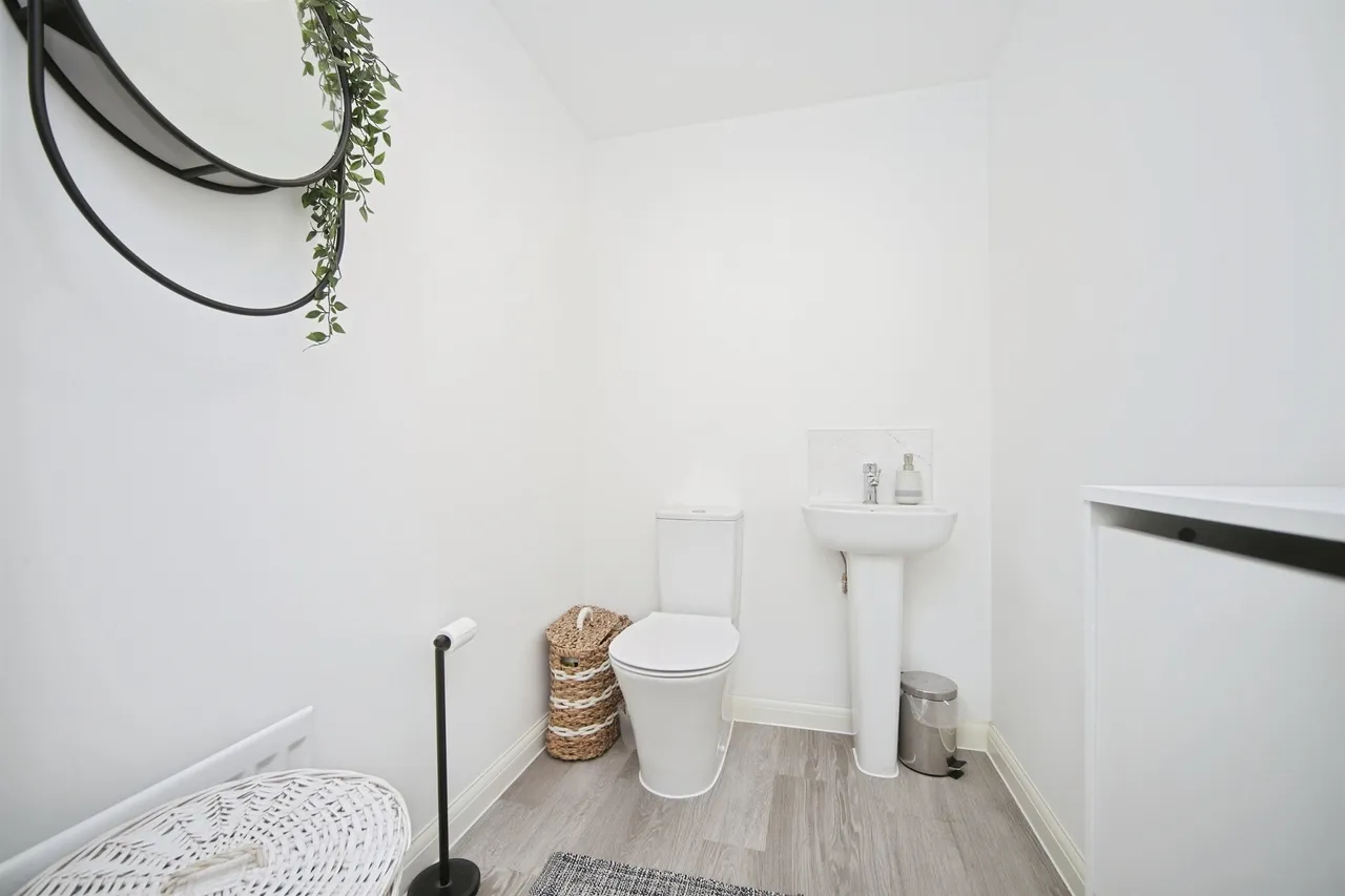 Merton Road, Rumwell, TA4, photo 7