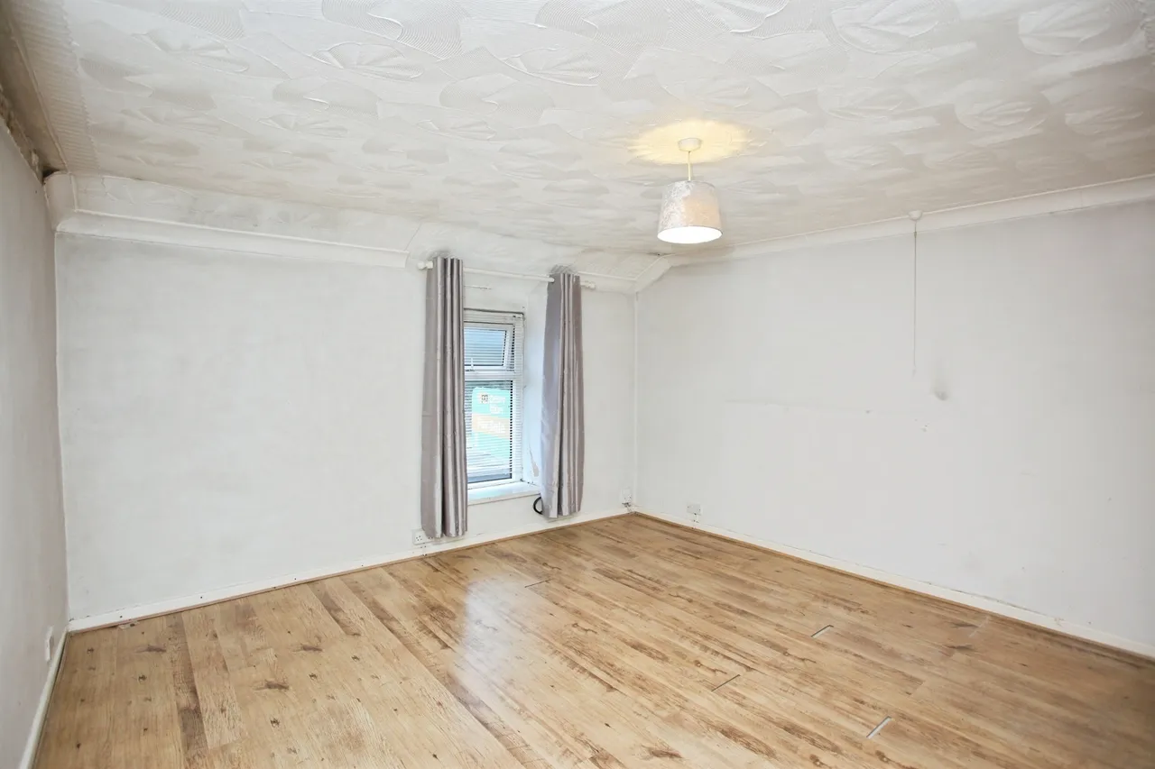 Hopkinstown Road, Pontypridd, CF37, photo 7