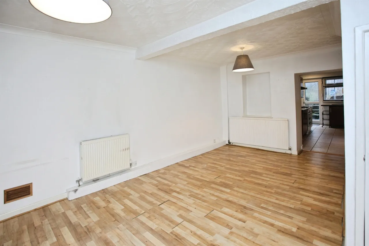Hopkinstown Road, Pontypridd, CF37, photo 3