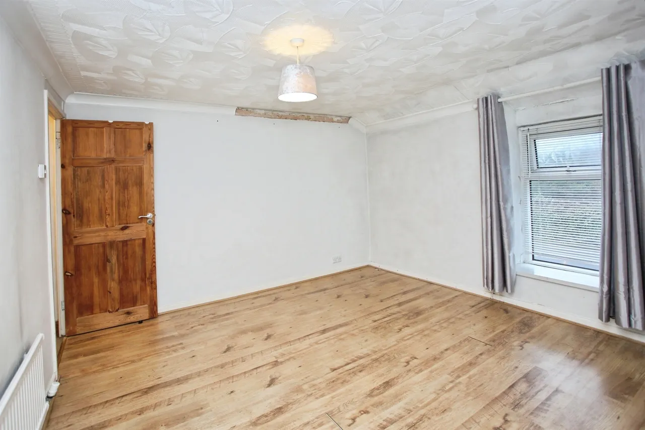 Hopkinstown Road, Pontypridd, CF37, photo 8