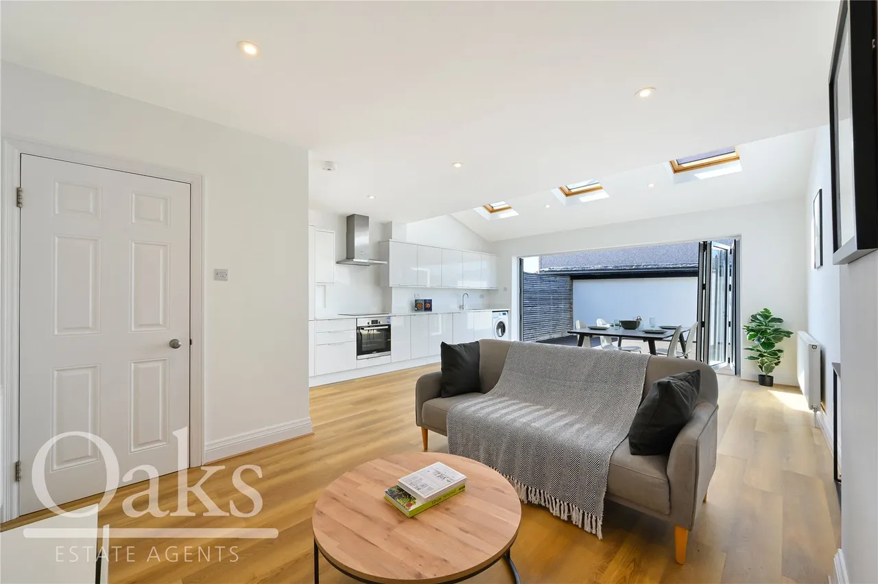 Grayscroft Road, Streatham Vale, SW16, photo 3