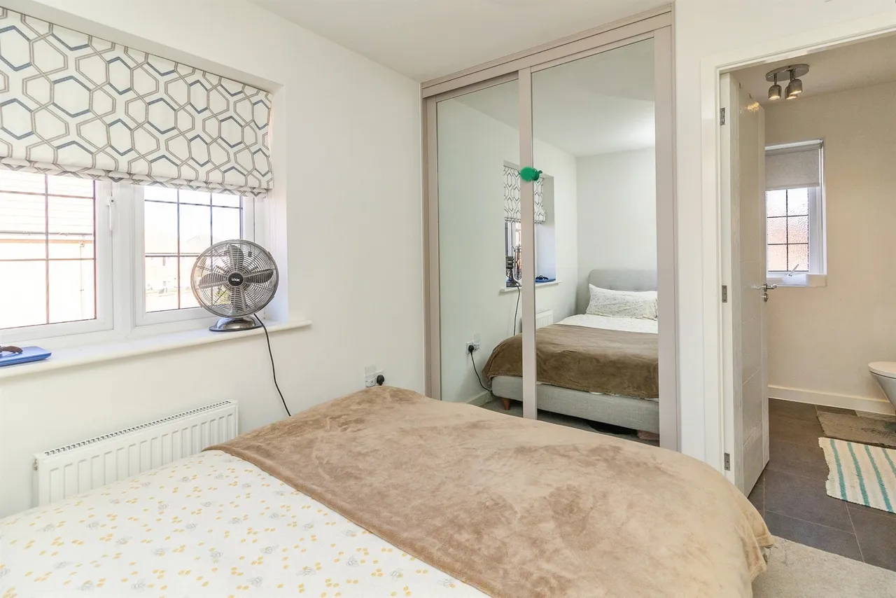Cianchi Grove, Eagle Farm South, MK17, photo 11